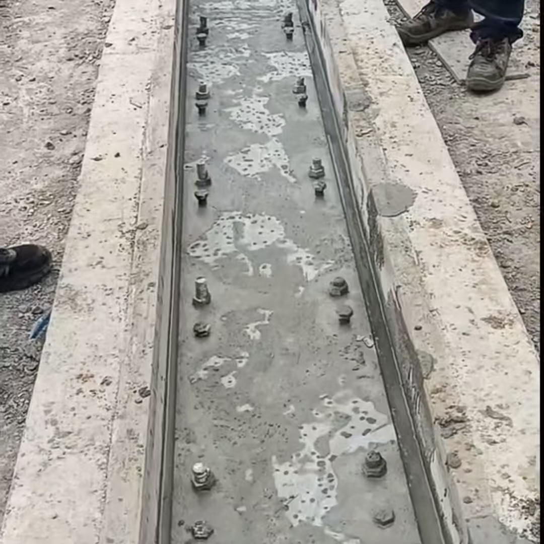 德州港口码头起重机龙门吊重型机械设备稳固用早强快凝轨道胶泥